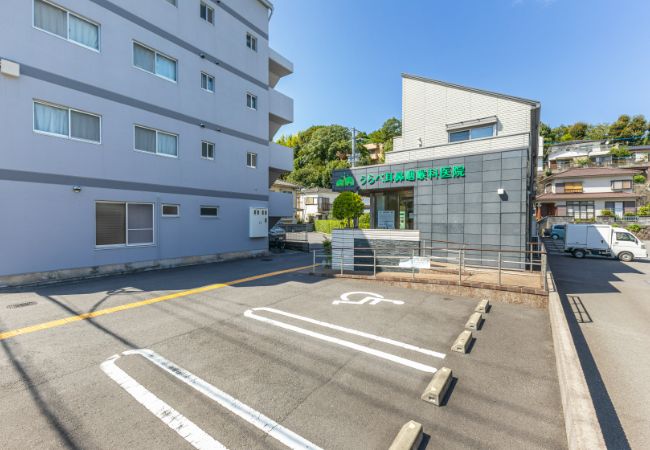 駐車場(病院前)